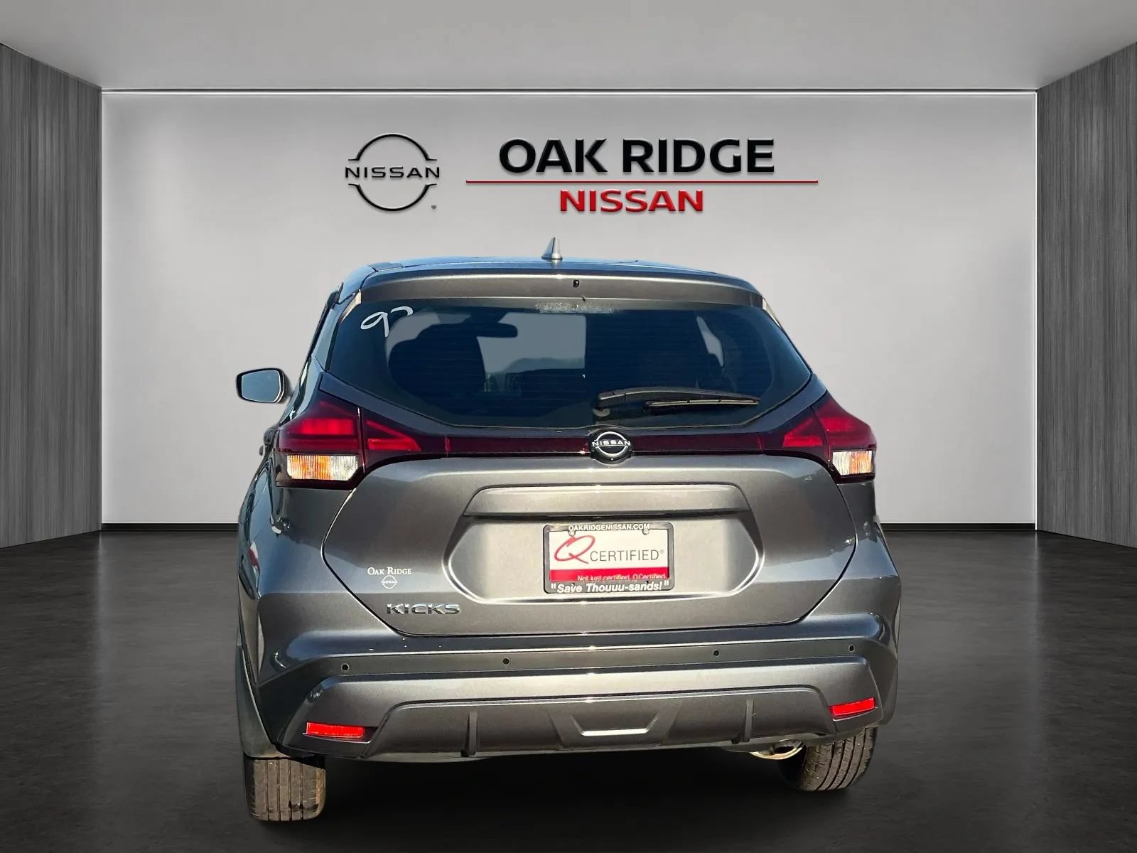 Used 2023 Nissan Kicks S FWD image 4