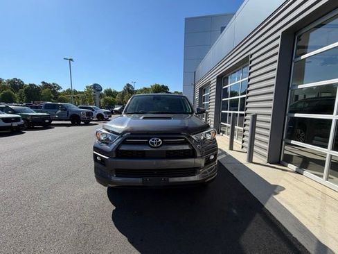 Used 2022 Toyota 4Runner TRD Sport w/ Technology Package AWD/4WD image 2