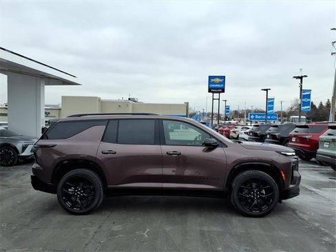 New 2026 Chevrolet Traverse RS w/ LPO, Floor Liner Package image 2