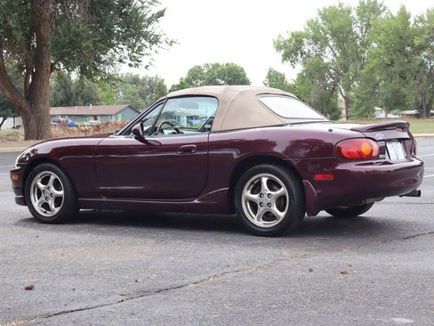 Used 2000 MAZDA MX-5 Miata RWD image 20