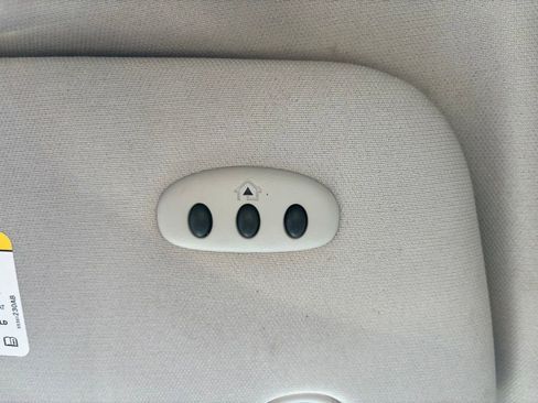 Used 2015 Chrysler Town & Country Touring-L w/ Driver Convenience Group image 26