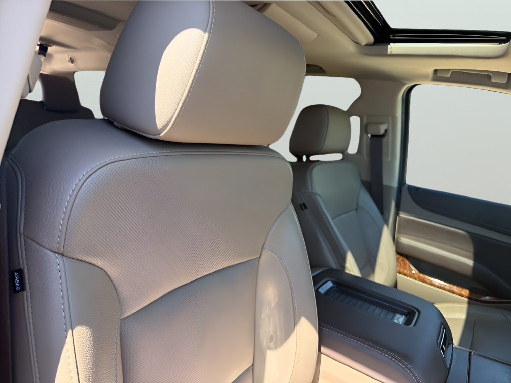 Used 2020 Chevrolet Suburban Premier RWD image 37