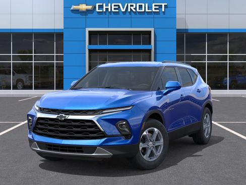 New 2026 Chevrolet Blazer LT w/ Convenience Package AWD/4WD image 6