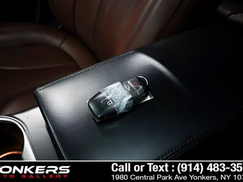 Used 2017 Lincoln MKX Reserve w/ Lincoln MKX Climate Package image 44