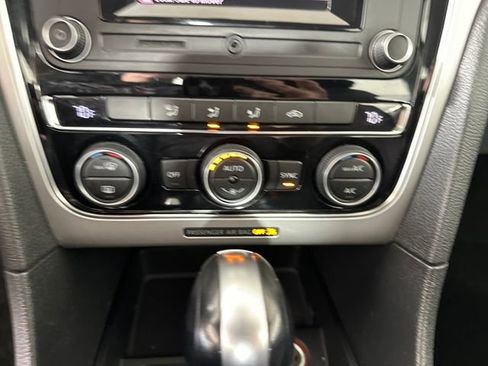 Used 2016 Volkswagen Passat 1.8T S image 23