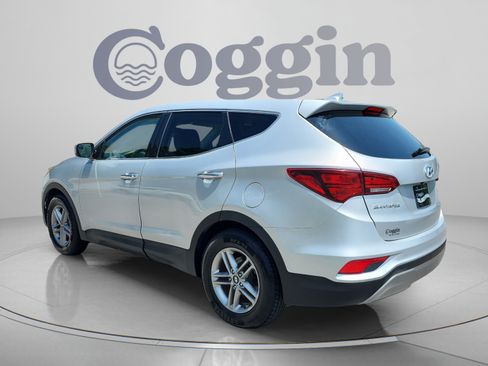 Used 2017 Hyundai Santa Fe Sport FWD image 3