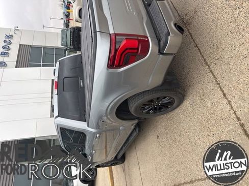 Used 2025 Ford F150 Lariat w/ Equipment Group 501A Mid AWD/4WD image 5