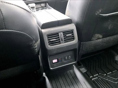 Used 2023 Nissan Rogue SL w/ SL Premium Package image 33