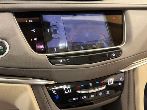 Used 2024 Cadillac XT5 Premium Luxury w/ Technology Package FWD image 16