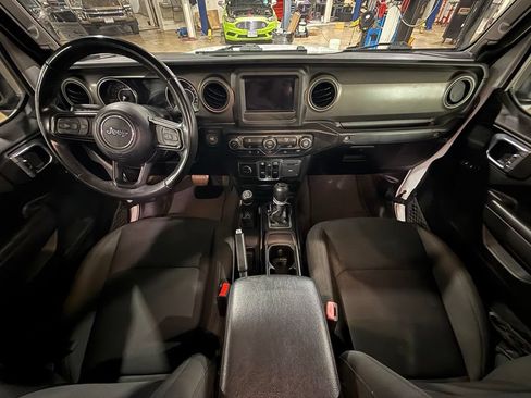 Used 2022 Jeep Gladiator Sport AWD/4WD image 25