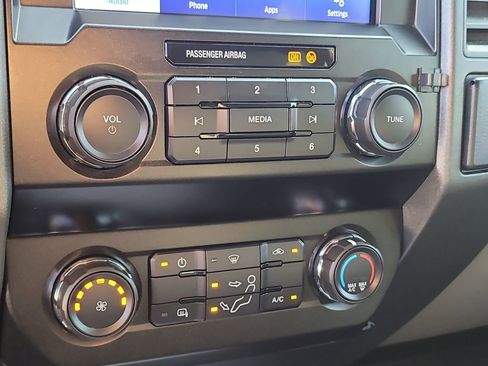 Used 2020 Ford F250 XL w/ STX Appearance Package image 20