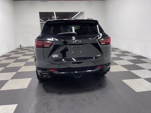 Used 2023 Chevrolet Blazer RS w/ Enhanced Convenience Package image 3