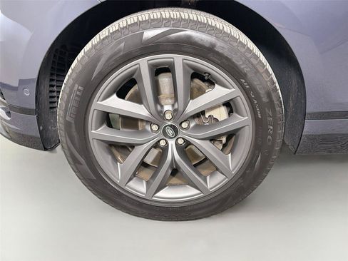 Certified 2026 Land Rover Range Rover Velar Dynamic SE AWD/4WD image 32