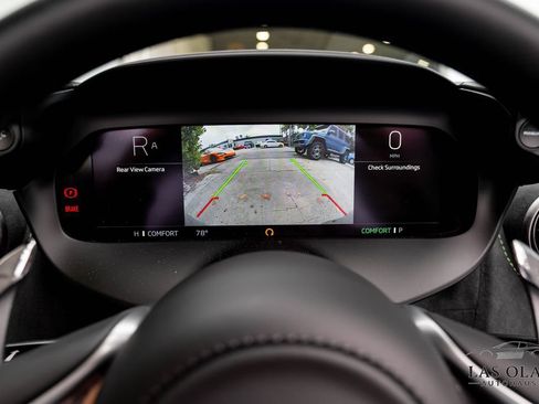 Used 2026 McLaren 750S Spider RWD image 48