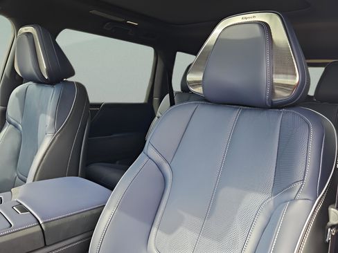 New 2026 INFINITI QX80 4WD w/ Sport Exterior Package image 15