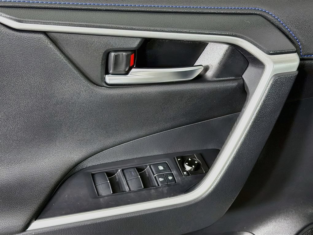 Used 2019 Toyota RAV4 XSE w/ XSE Weather Package AWD/4WD image 22