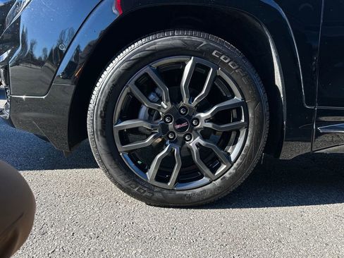 Used 2022 GMC Terrain Denali w/ Black Diamond Edition image 29