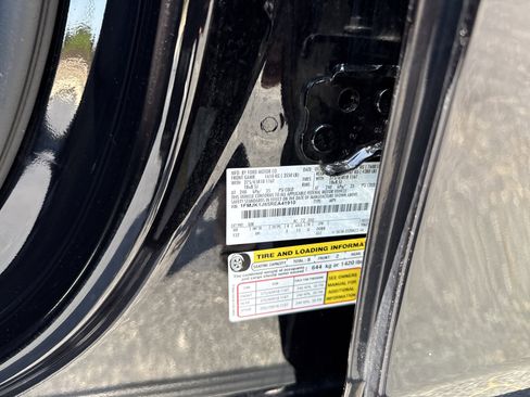 Used 2024 Ford Expedition Max XLT AWD/4WD image 35