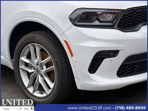 Used 2023 Dodge Durango GT image 11