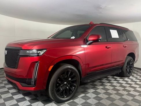 Used 2024 Cadillac Escalade Sport image 2