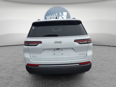 New 2026 Jeep Grand Cherokee L Limited w/ Luxury Tech Group II AWD/4WD image 5
