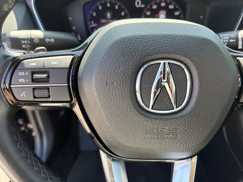 Used 2023 Acura Integra image 10