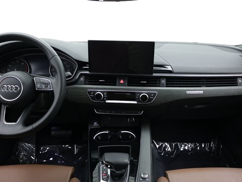 Used 2023 Audi A4 2.0T Premium w/ Convenience Package AWD/4WD image 36