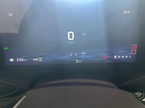 New 2026 Chevrolet Equinox RS w/ Convenience Package III AWD/4WD image 33