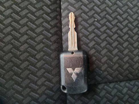 Used 2020 Mitsubishi Eclipse Cross ES image 32