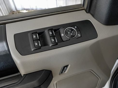 Used 2020 Ford F250 XL w/ Power Equipment Group AWD/4WD image 43