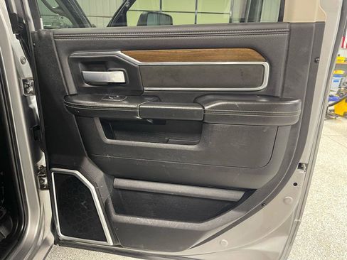 Used 2024 RAM 2500 Laramie image 13