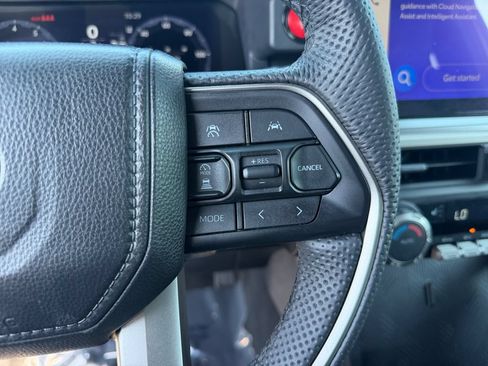 Used 2024 Toyota Tacoma TRD Off-Road AWD/4WD image 19