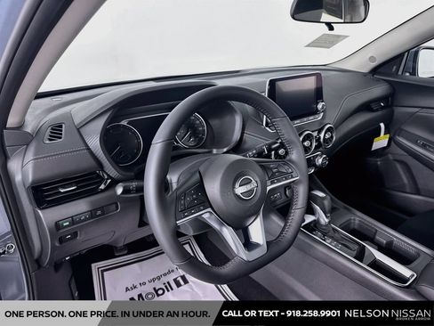 Used 2025 Nissan Sentra SV w/ All-Weather Package FWD image 9