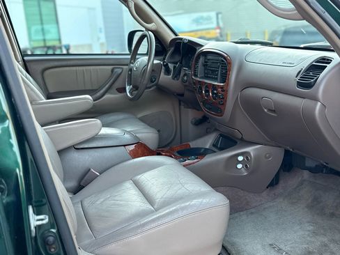 Used 2004 Toyota Tundra Limited image 19