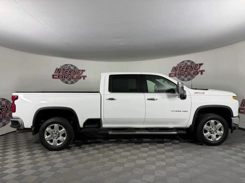 Used 2022 Chevrolet Silverado 2500 LTZ w/ LTZ Plus Package AWD/4WD image 8