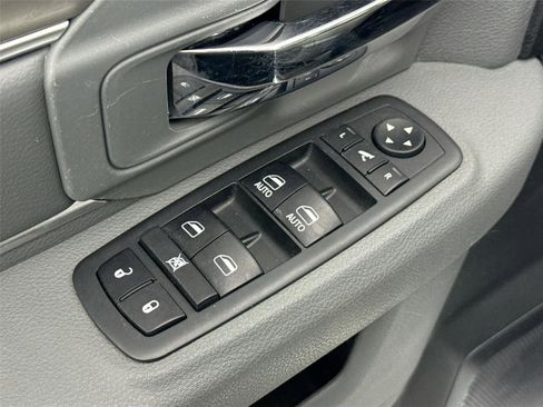 Used 2017 RAM 1500 Big Horn image 25