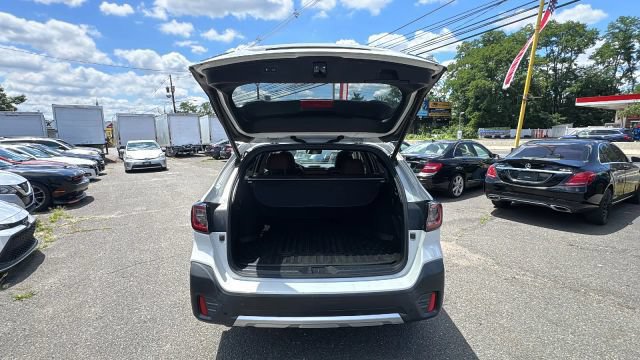 Used 2020 Subaru Outback Touring XT AWD/4WD image 18