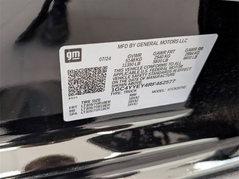 Used 2024 Chevrolet Silverado 2500 ZR2 image 21