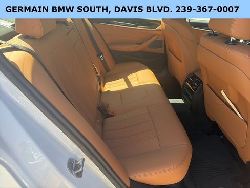 Certified 2023 BMW 530e xDrive w/ Premium Package image 29