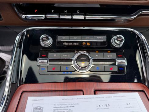 Used 2023 Lincoln Navigator L Reserve AWD/4WD image 29