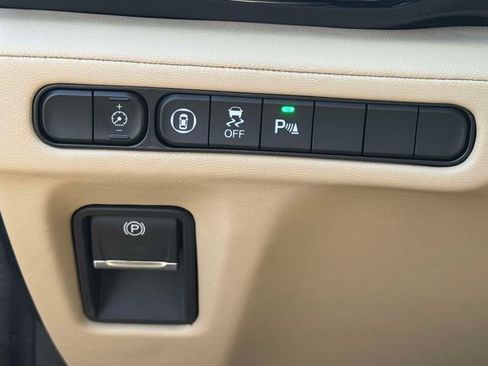 Used 2023 Acura MDX SH-AWD w/ Technology Package image 26