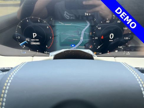 New 2025 Nissan Armada Platinum Reserve AWD/4WD image 16