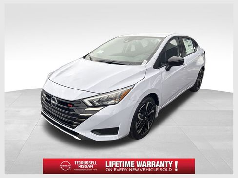 New 2025 Nissan Versa SR w/ Trunk Package image 1