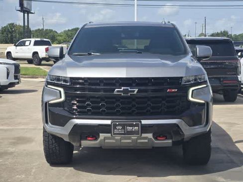 Used 2023 Chevrolet Suburban Z71 AWD/4WD image 6