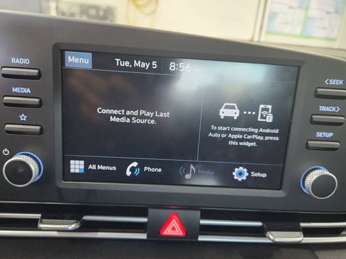 Certified 2021 Hyundai Elantra SE w/ Cargo Package FWD image 13