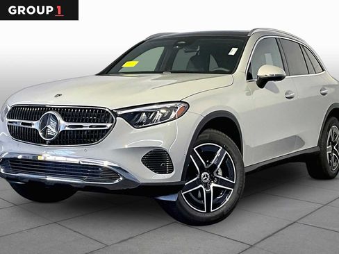 New 2027 Mercedes-Benz GLC 300 4MATIC image 1
