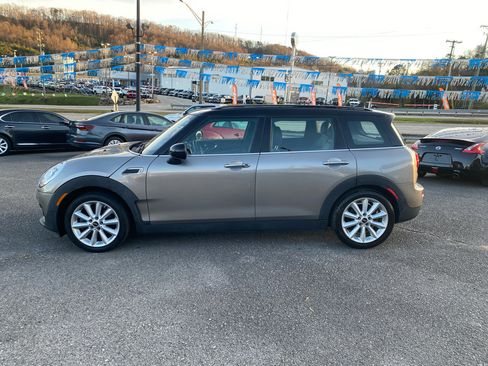 Used 2016 MINI Cooper Clubman image 4