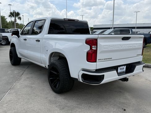 Used 2020 Chevrolet Silverado 1500 Custom w/ Custom Value Package image 7