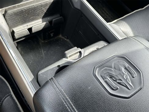 Used 2021 RAM 1500 Laramie image 28