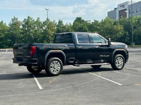 Used 2020 GMC Sierra 2500 Denali w/ Denali Ultimate Package AWD/4WD image 9